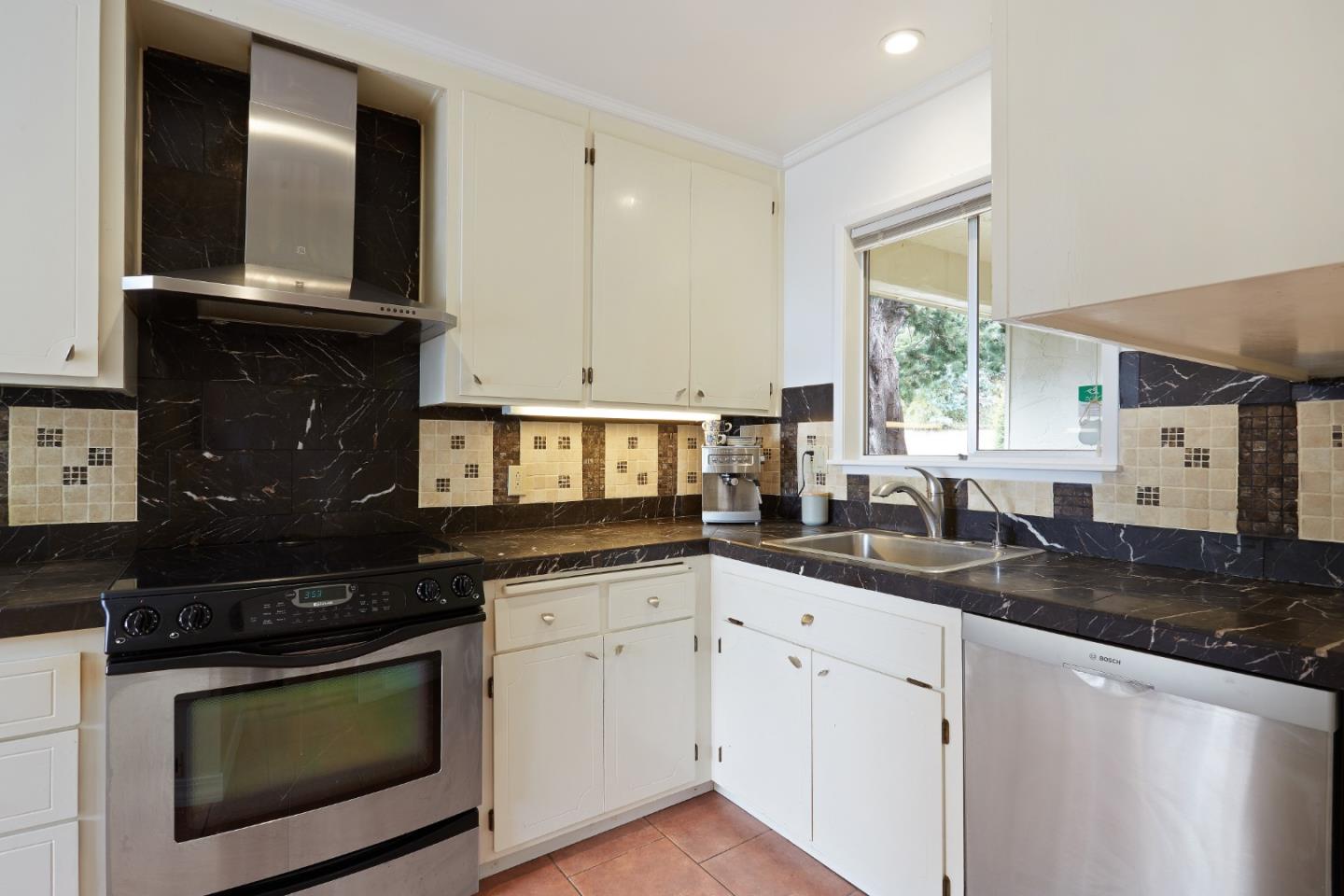 262 San Clemente Road El Granada, CA 94019 - Photo 19 of 33 Gallery Image 19