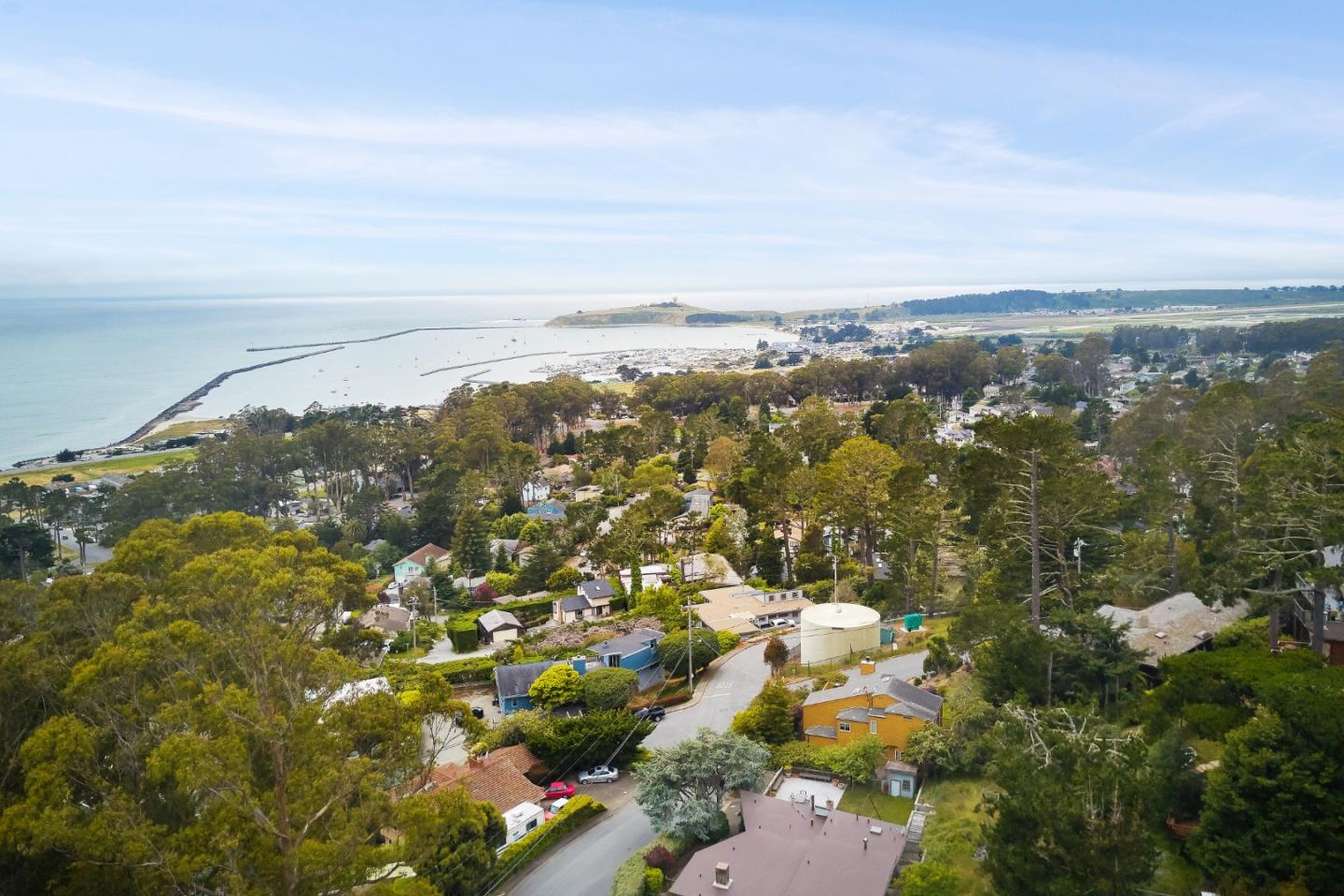 262 San Clemente Road El Granada, CA 94019 - Photo 32 of 33 Gallery Image 32