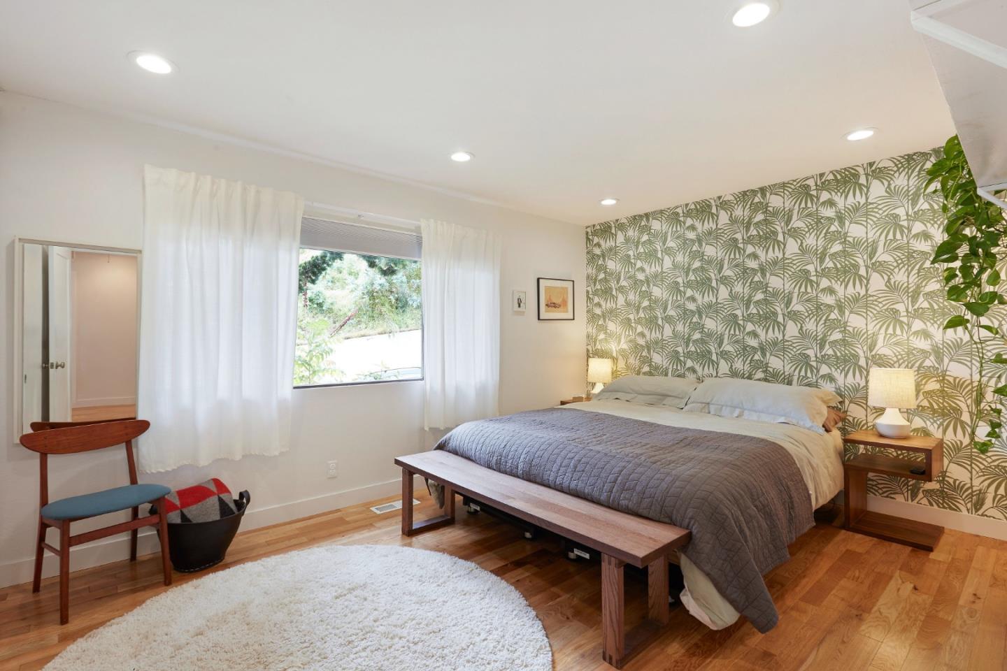 262 San Clemente Road El Granada, CA 94019 - Photo 7 of 33 Gallery Image 7