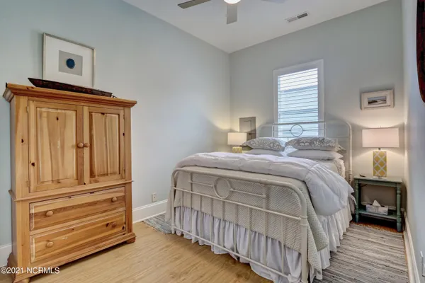 $2,200 | 715 North 4th Street, Unit 302, Wilmington, NC 28401