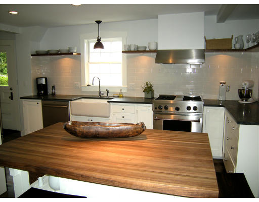 36 Prospect Street Marblehead, MA 01945 - Photo 3 of 11 Gallery Image 3