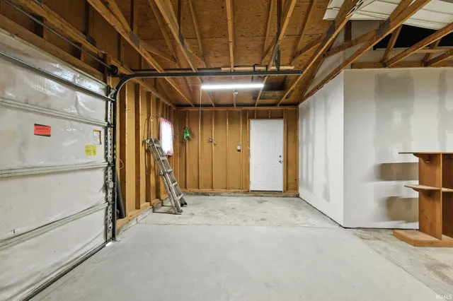 $235,000 | 862 South Jackson Street, Frankfort, IN 46041