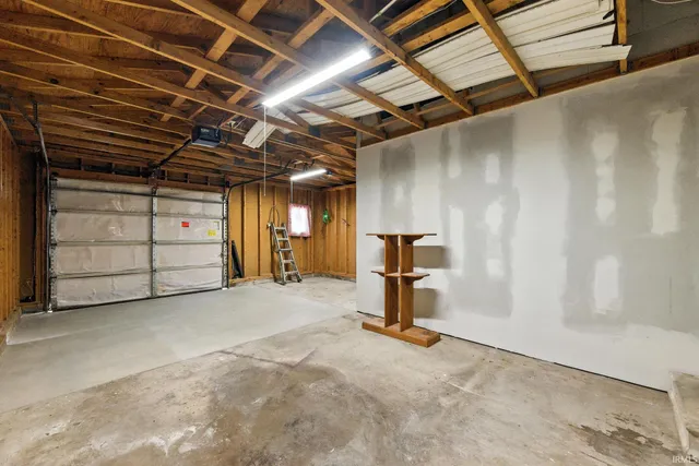 $235,000 | 862 South Jackson Street, Frankfort, IN 46041