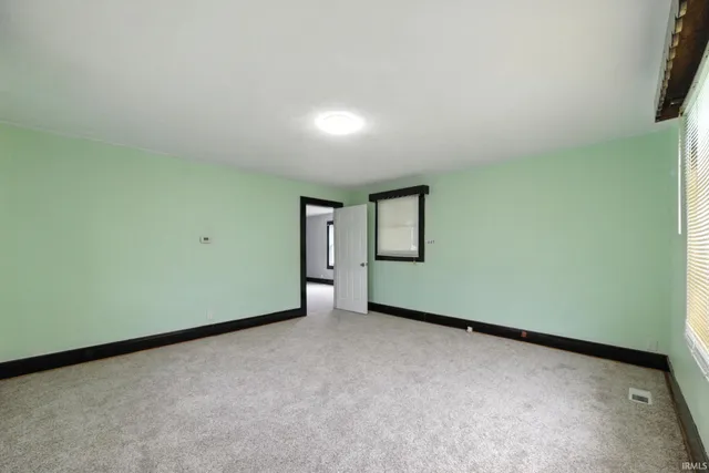 $235,000 | 862 South Jackson Street, Frankfort, IN 46041