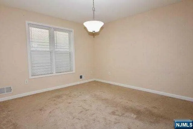 $2,700 | 246 Grant Avenue, Unit 1, East Newark, NJ 07029