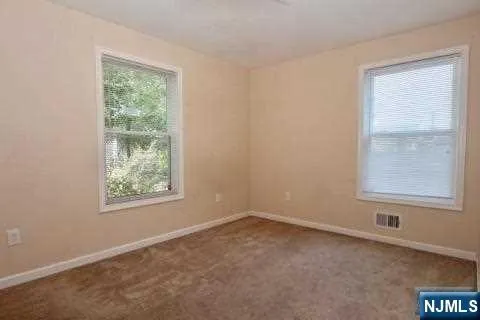 $2,700 | 246 Grant Avenue, Unit 1, East Newark, NJ 07029