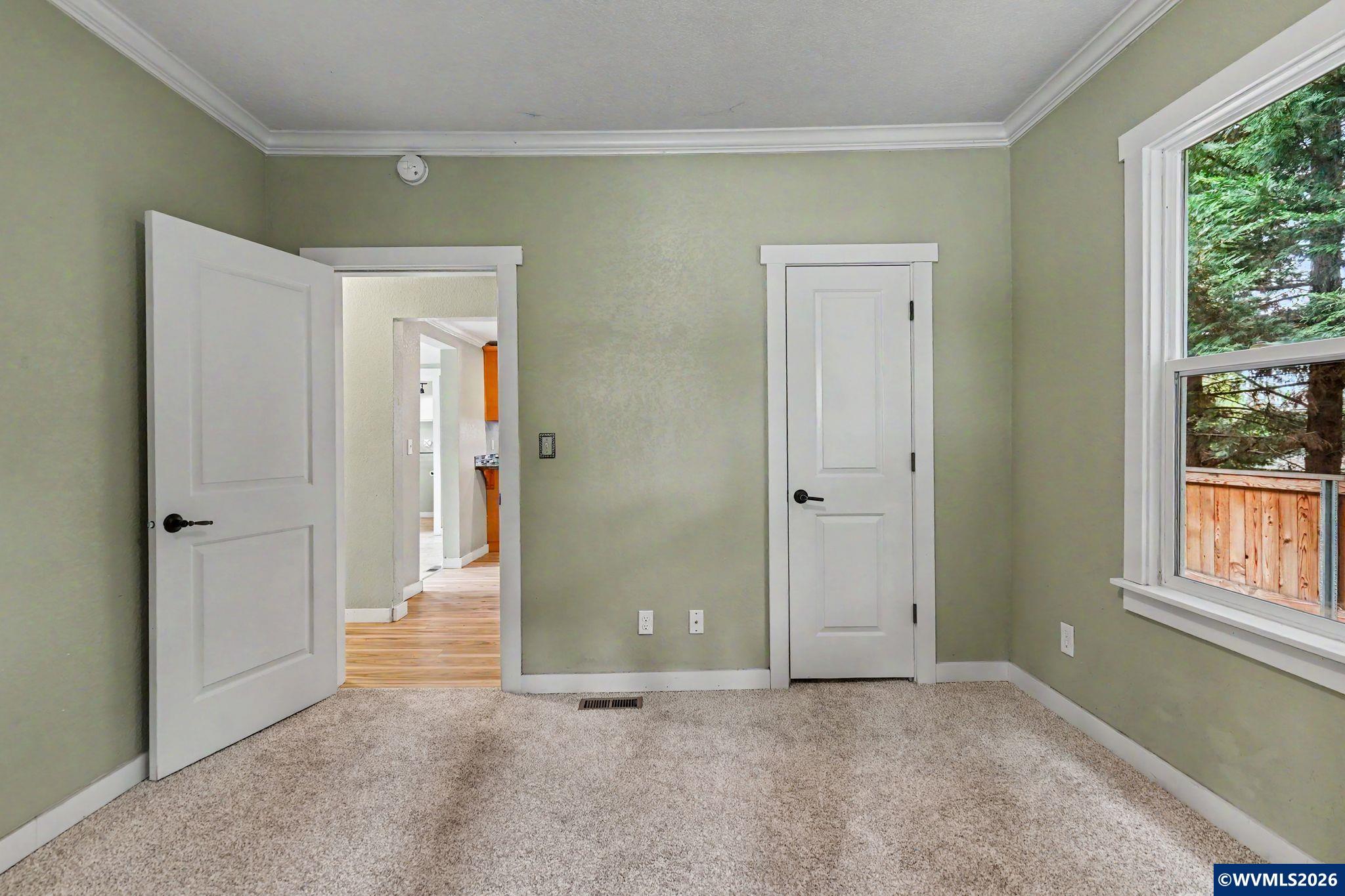 213 Mill Street Silverton, OR 97381 - Photo 10 of 30