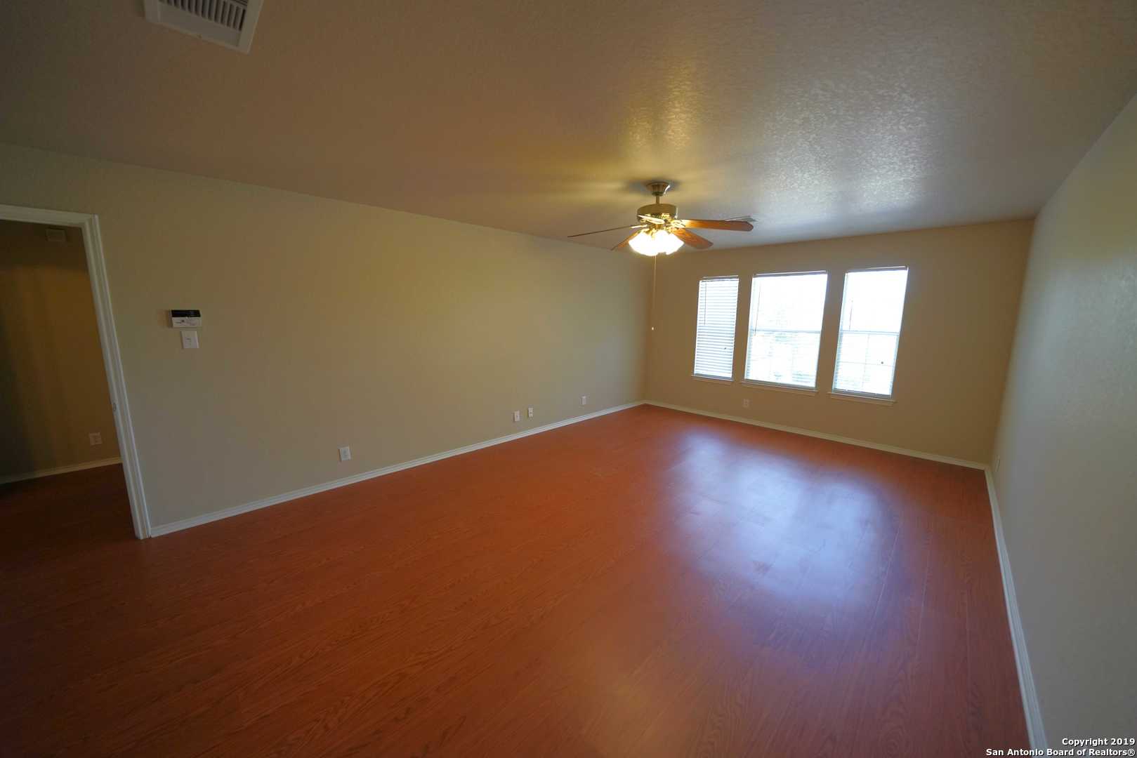 117 Angus Way Cibolo, TX 78108 - Photo 15 of 25
