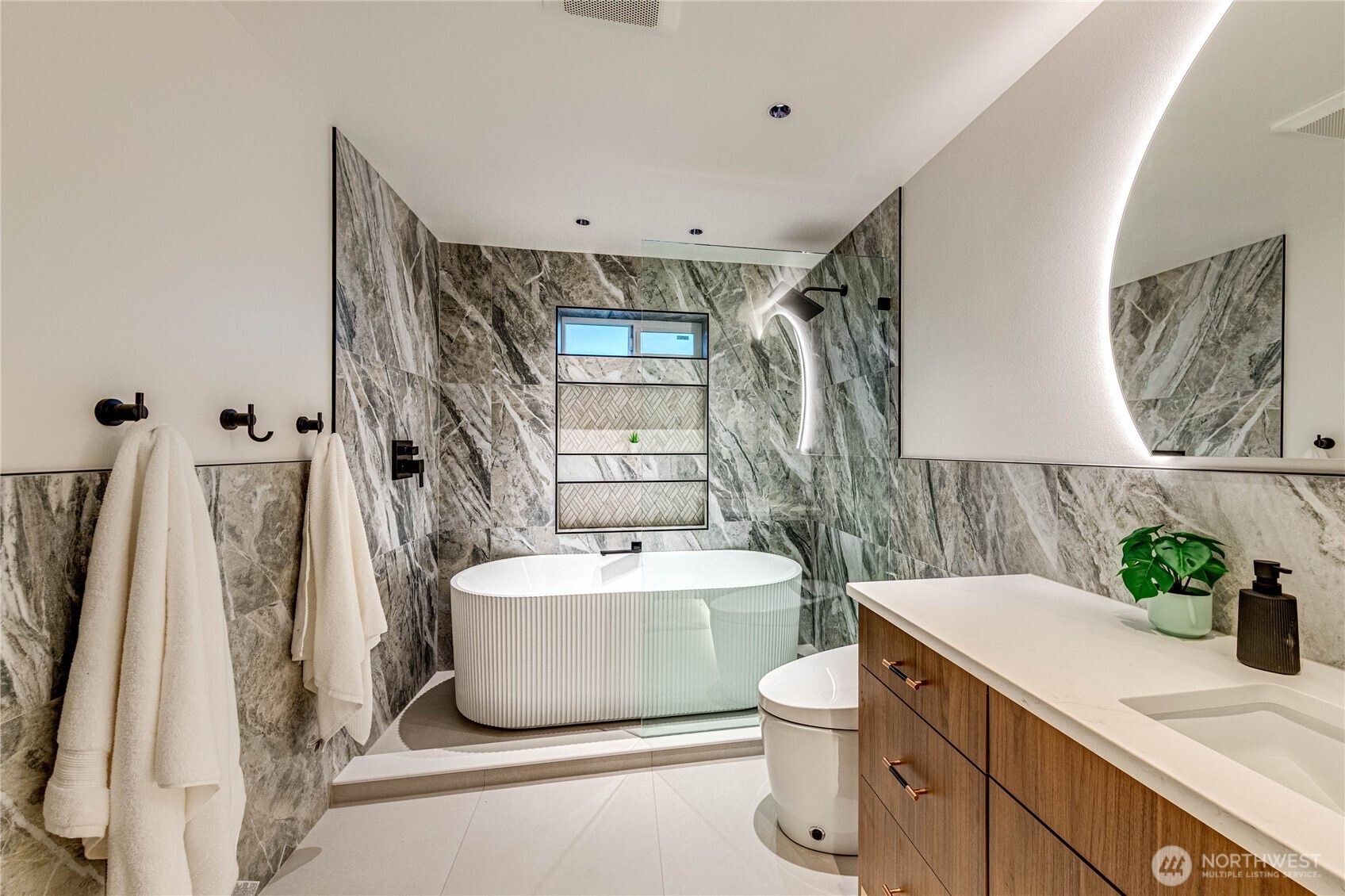 21511 2nd Drive Southeast Bothell, WA 98021 - Photo 32 of 40