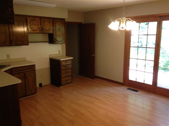 1537 Ridge View Court Traverse City, MI 49686 - Photo 12 of 26 1820400-11.JPG