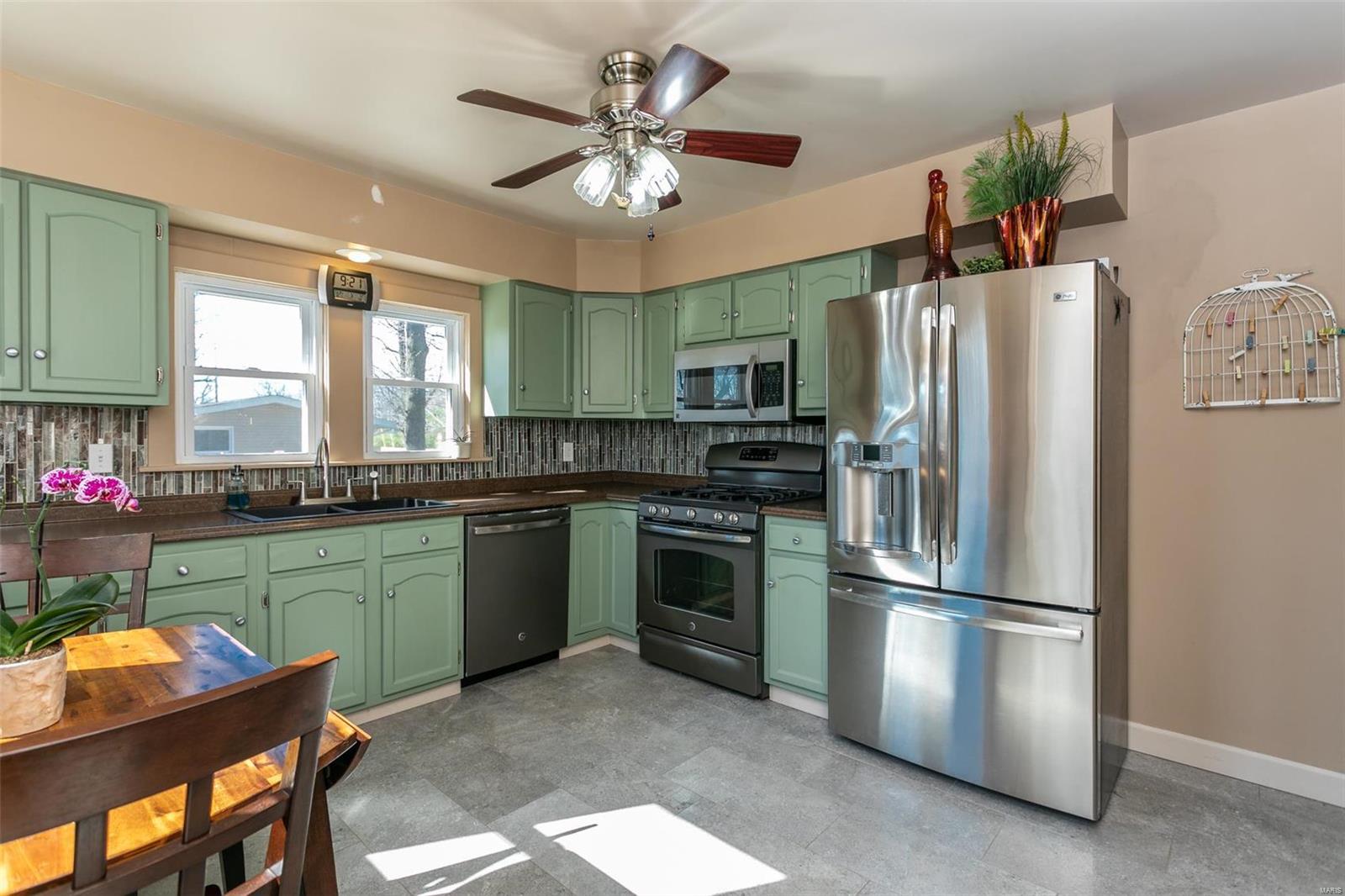 4812 Wanda Road Edwardsville, IL 62025 - Photo 11 of 25 Gallery Image 11