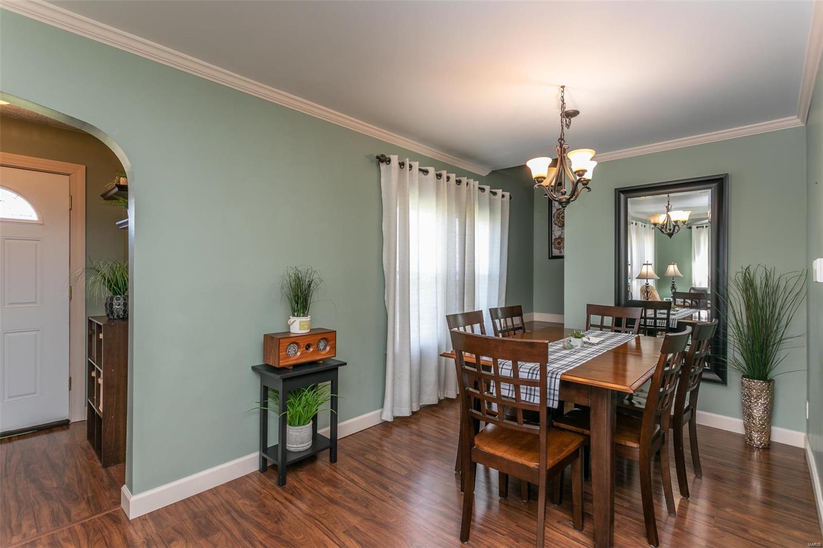4812 Wanda Road Edwardsville, IL 62025 - Photo 8 of 25 Gallery Image 8