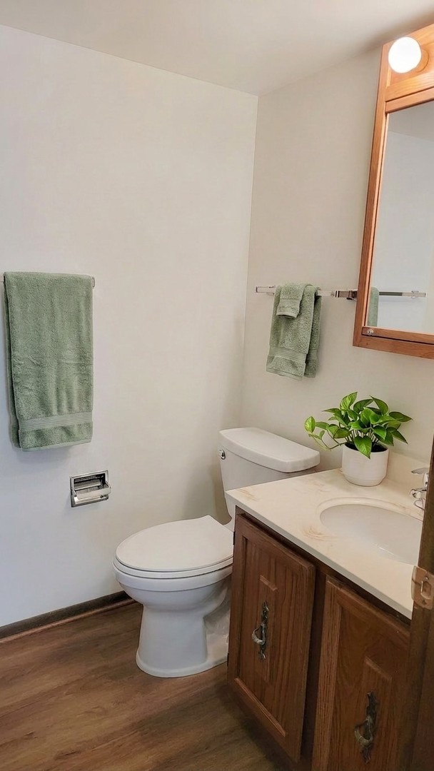 207 Uteg Street, Unit 201 Crystal Lake, IL 60014 - Photo 7 of 13
