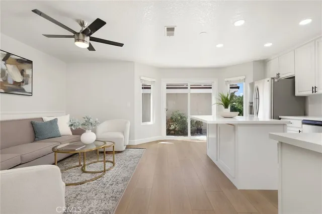 $1,248,800 | 226 Greenmoor, Unit 95, Irvine, CA 92614