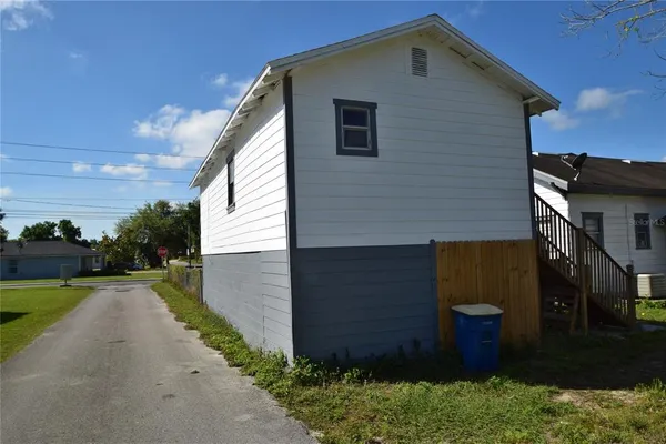 $850 | 1060 East Wabash Street, Unit 1060 1/2, Bartow, FL 33830