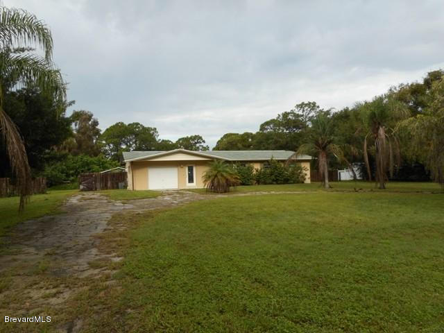 2660 Lakemont Road Melbourne, FL 32934 - Photo 1 of 9 Front of Home