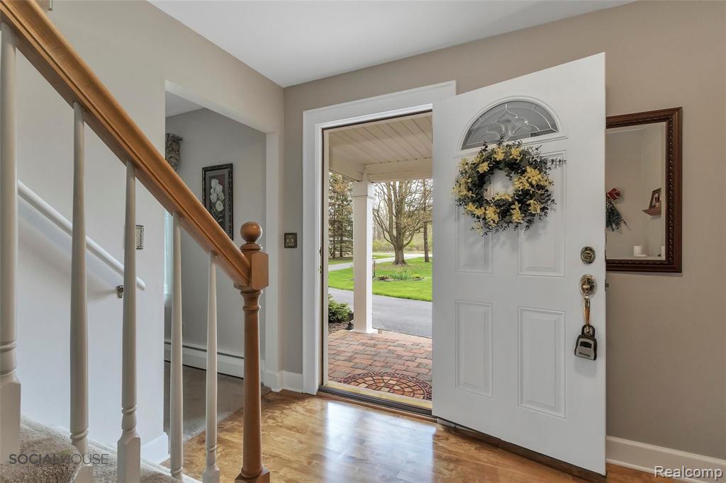 61350 Eight Mile Road South Lyon, MI 48178 - Photo 4 of 55 Gallery Image 4
