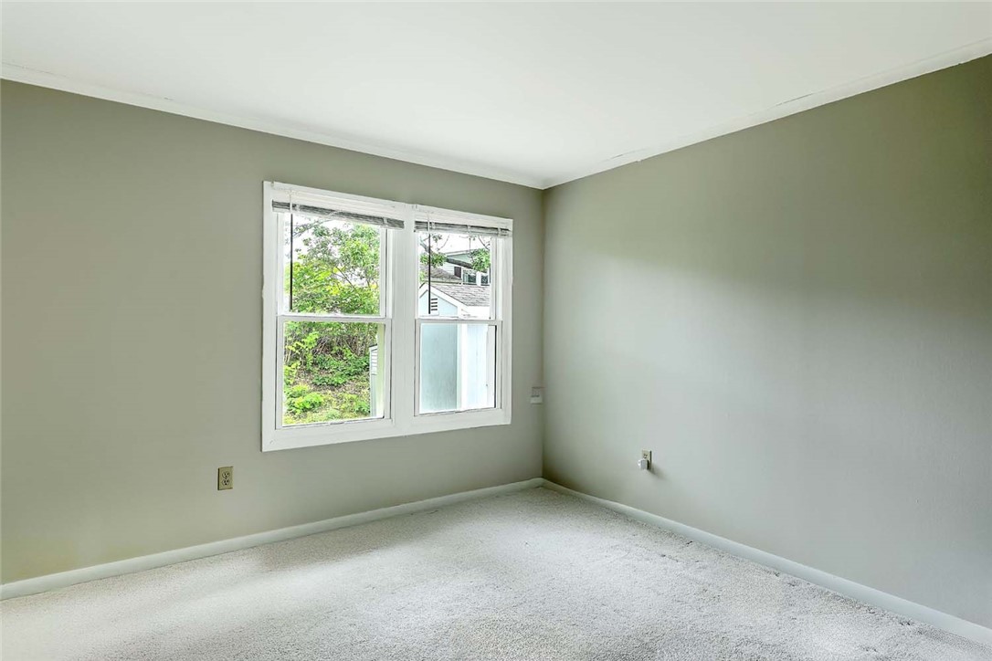 7 Queens Road Attleboro, MA 02703 - Photo 19 of 28