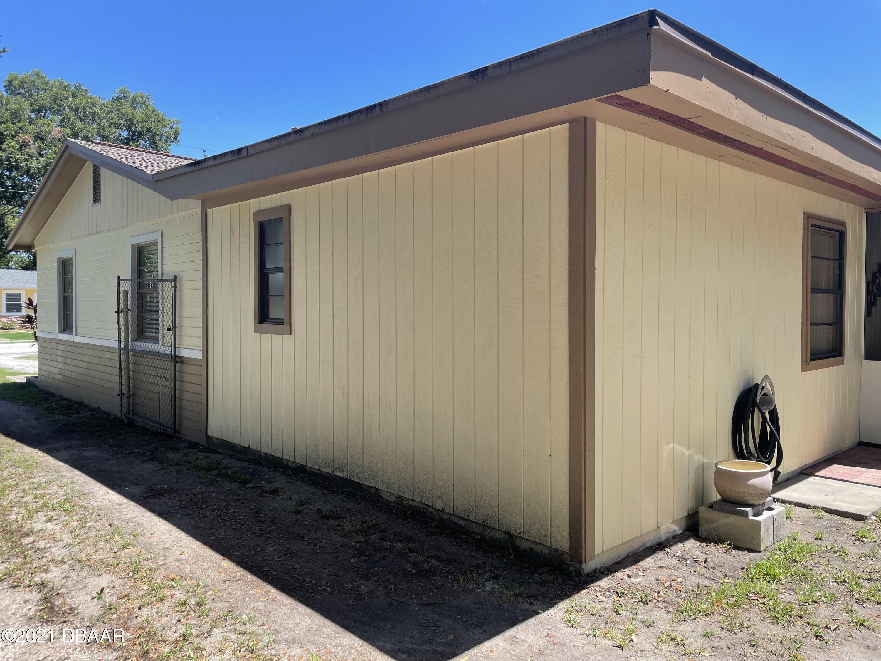 529 Blake Road South Daytona, FL 32119 - Photo 23 of 28 FA076636-0AB4-499B-A1F4-766632719356