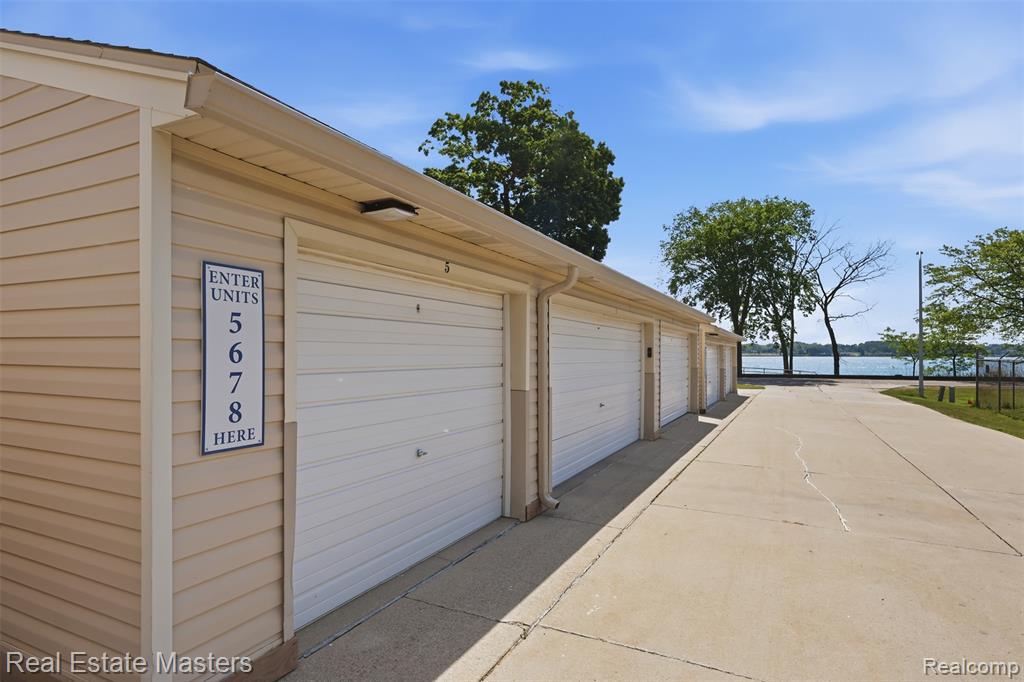 1700 River Road, Unit 8 Marysville, MI 48040 - Photo 2 of 31