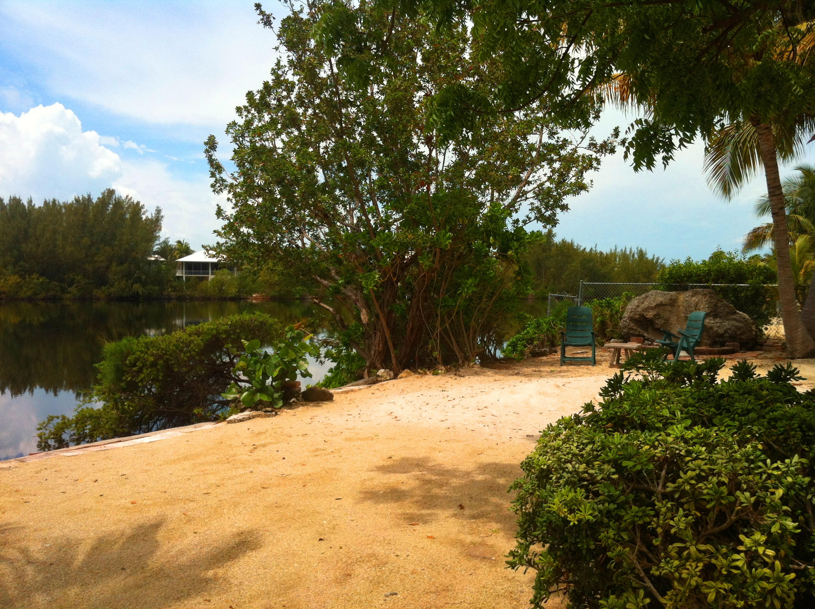 52 Mutiny Place Key Largo, FL 33037 - Photo 29 of 33 Backyard