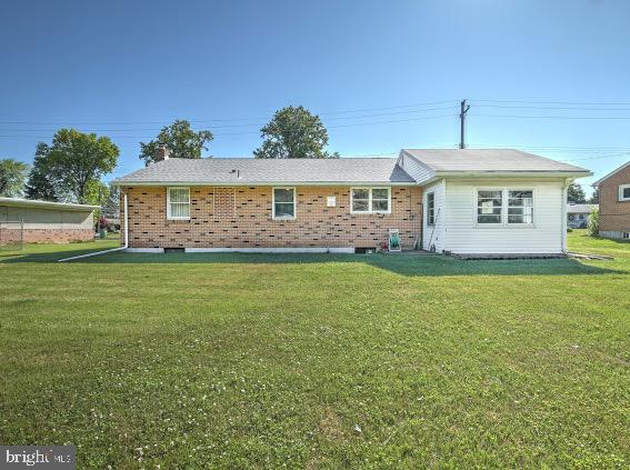 2190 Teslin Road York, PA 17404 - Photo 7 of 26