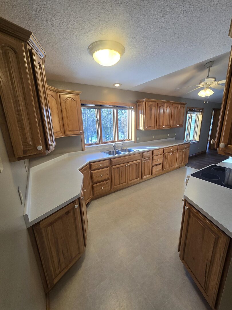 12719 Garden Plain Road Morrison, IL 61270 - Photo 21 of 85