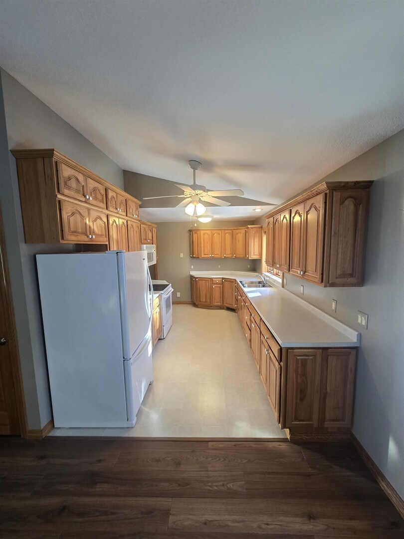 12719 Garden Plain Road Morrison, IL 61270 - Photo 23 of 85