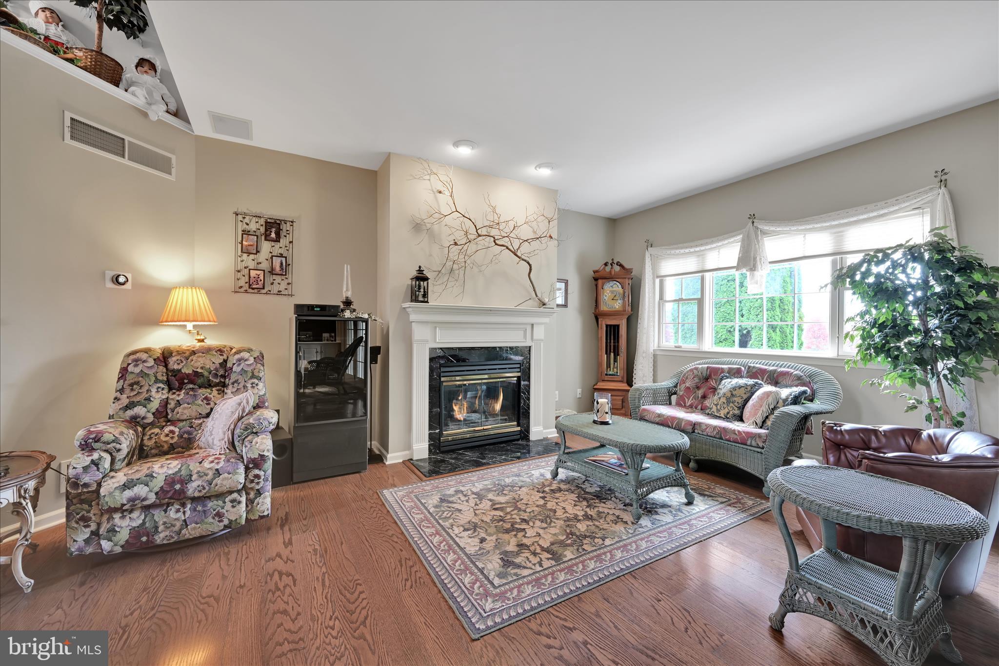 725 Brookside Lane Lebanon, PA 17042 - Photo 13 of 46 GORGEOUS INSIDE AND OUT!