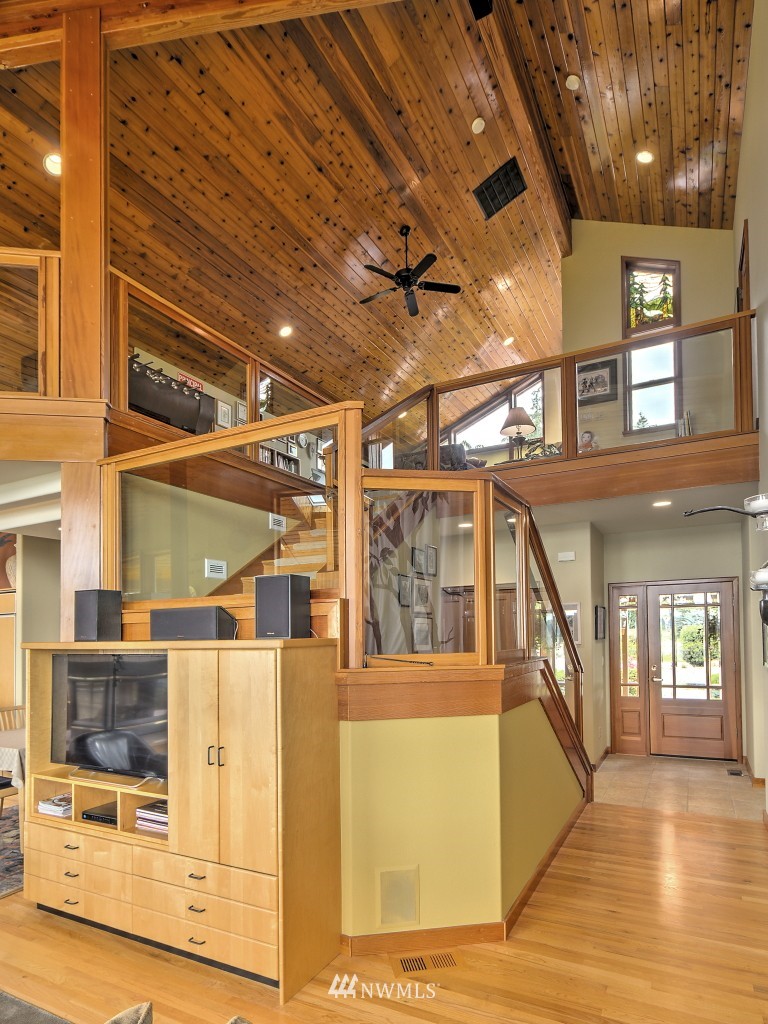 292 East Vineyard Crest Road Grapeview, WA 98546 - Photo 13 of 24 Gallery Image 13