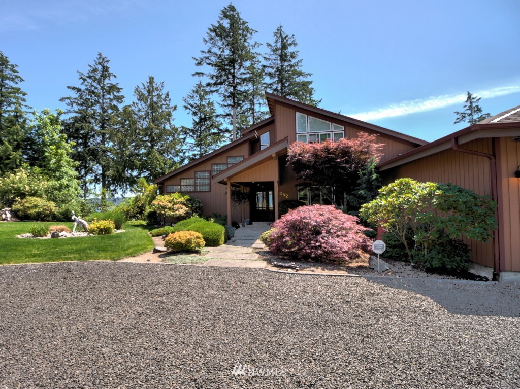 292 East Vineyard Crest Road Grapeview, WA 98546 - Photo 3 of 24 Gallery Image 3
