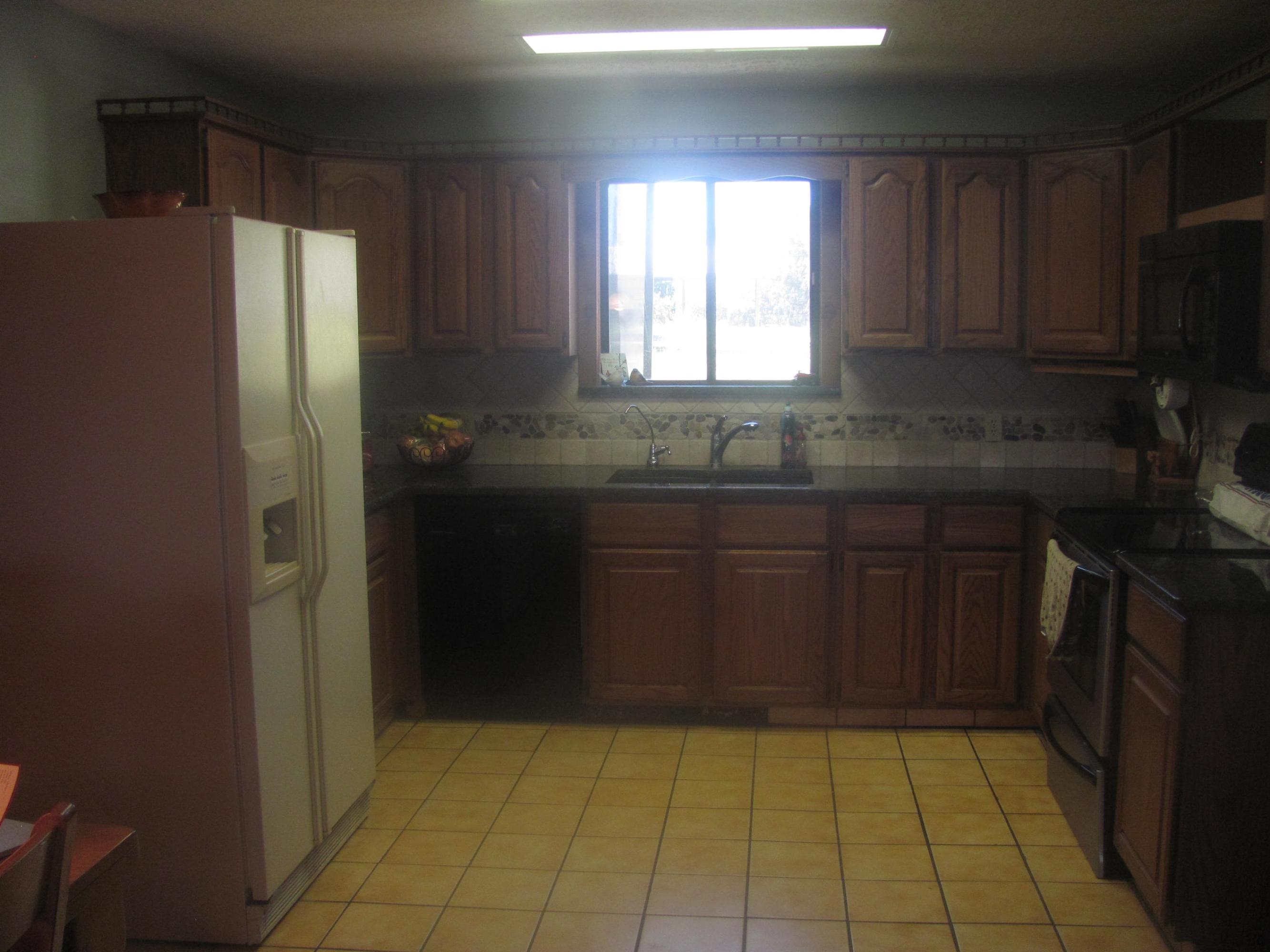 3760 Devine Road Fort Pierce, FL 34981 - Photo 4 of 21 004 kitchen
