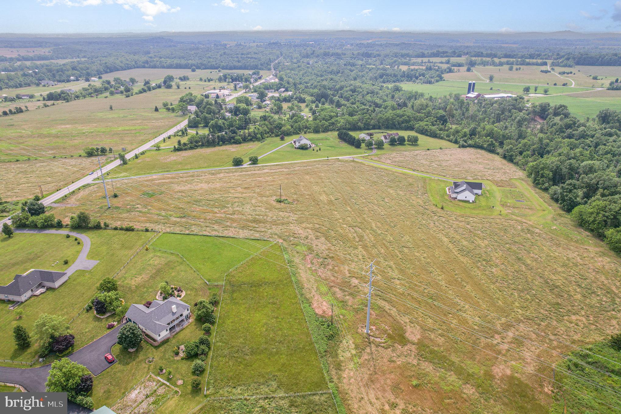 2170 Chambersburg Road Gettysburg, PA 17325 - Photo 11 of 17 a view of an swimming pool and mountain