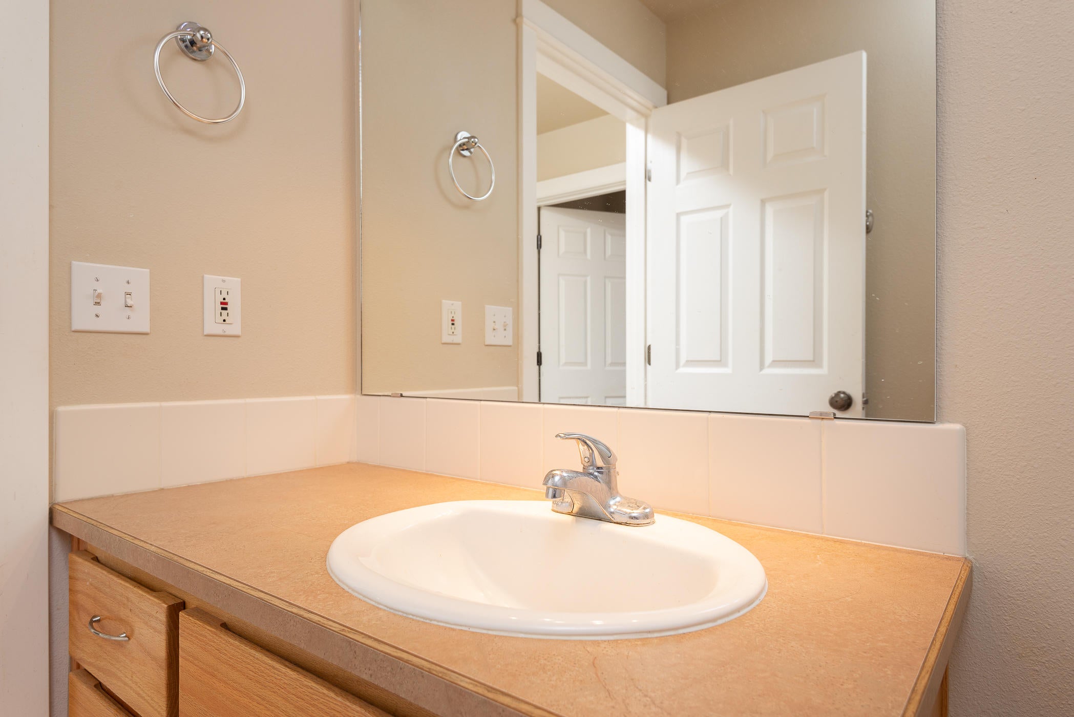 62737 Larkview Road Bend, OR 97701 - Photo 15 of 20 15