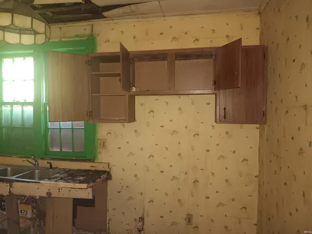 $42,500 | 1304 Broadway Street, Vincennes, IN 47591