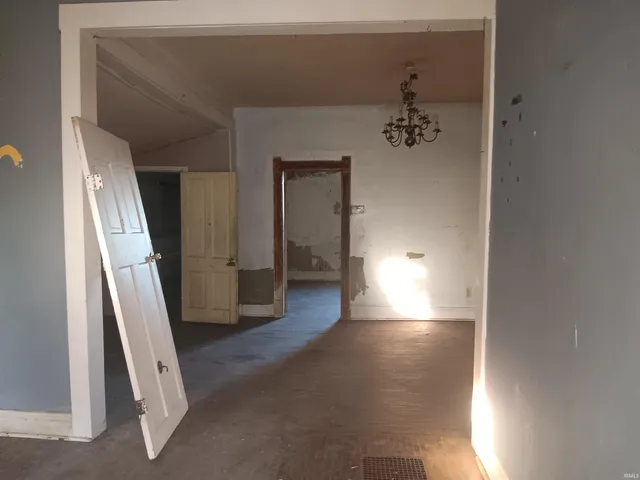 $42,500 | 1304 Broadway Street, Vincennes, IN 47591