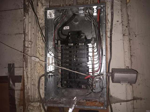 $42,500 | 1304 Broadway Street, Vincennes, IN 47591