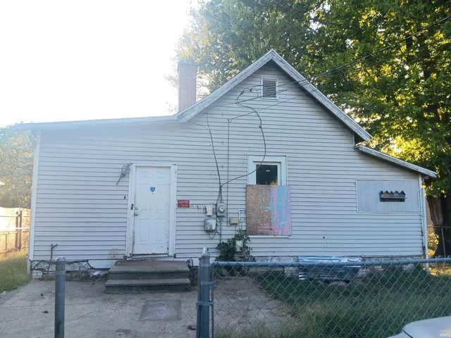 $42,500 | 1304 Broadway Street, Vincennes, IN 47591