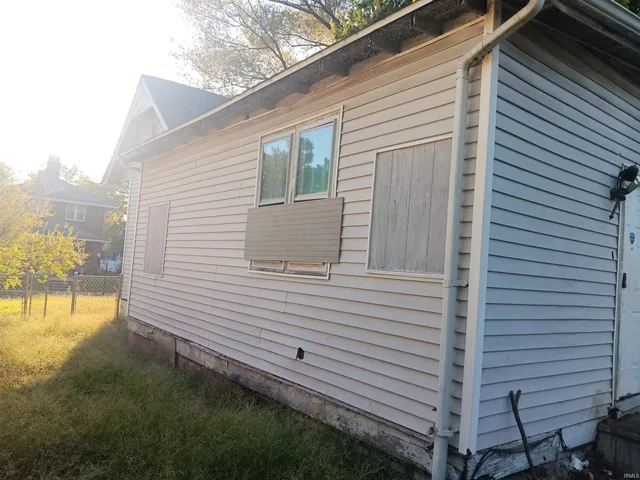 $42,500 | 1304 Broadway Street, Vincennes, IN 47591