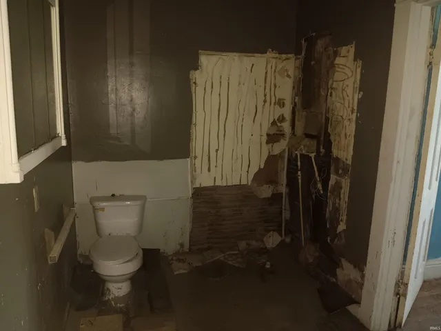 $42,500 | 1304 Broadway Street, Vincennes, IN 47591