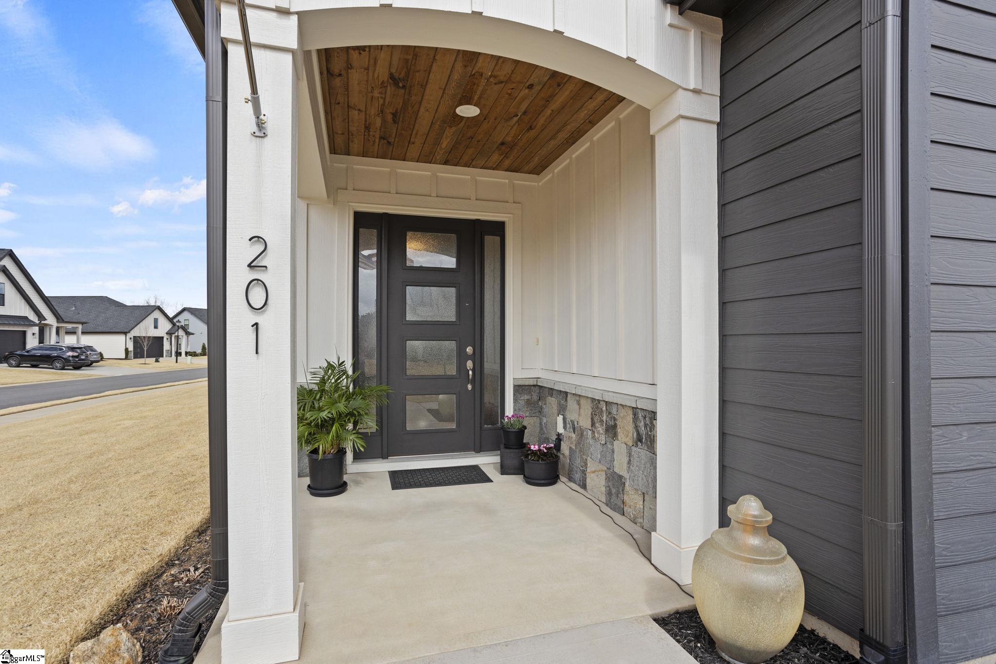 201 Pleasant Brook Road Simpsonville, SC 29680 - Photo 4 of 37 Gallery Image 4