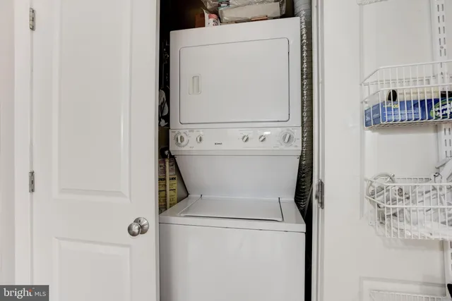 $575,000 | 1240 4th Street Northwest, Unit 200, Washington, DC 20001