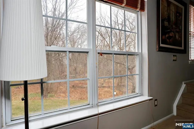 $2,999 | 1141 Hyde Park Court, Unit 1141, Mahwah, NJ 07430