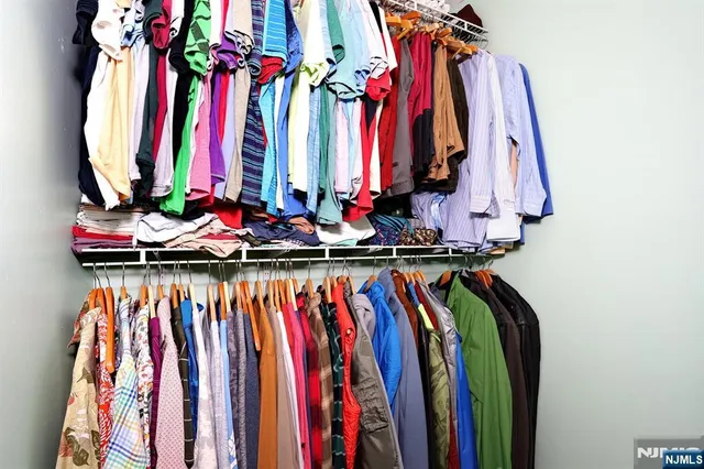 $2,999 | 1141 Hyde Park Court, Unit 1141, Mahwah, NJ 07430