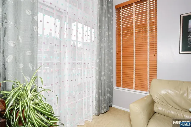 $2,999 | 1141 Hyde Park Court, Unit 1141, Mahwah, NJ 07430