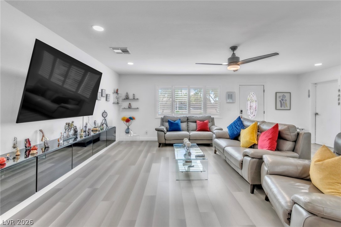8460 West Ann Road Las Vegas, NV 89149 - Photo 57 of 76 Second Home Living Room