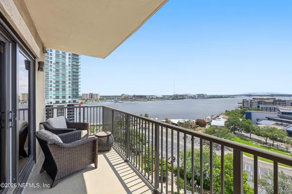 $345,000 | 1478 Riverplace Boulevard, Unit 1107, Jacksonville, FL 32207