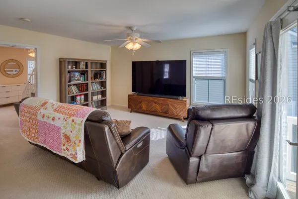 $570,000 | 9 Ashley Crossing Drive, Bluffton, SC 29910