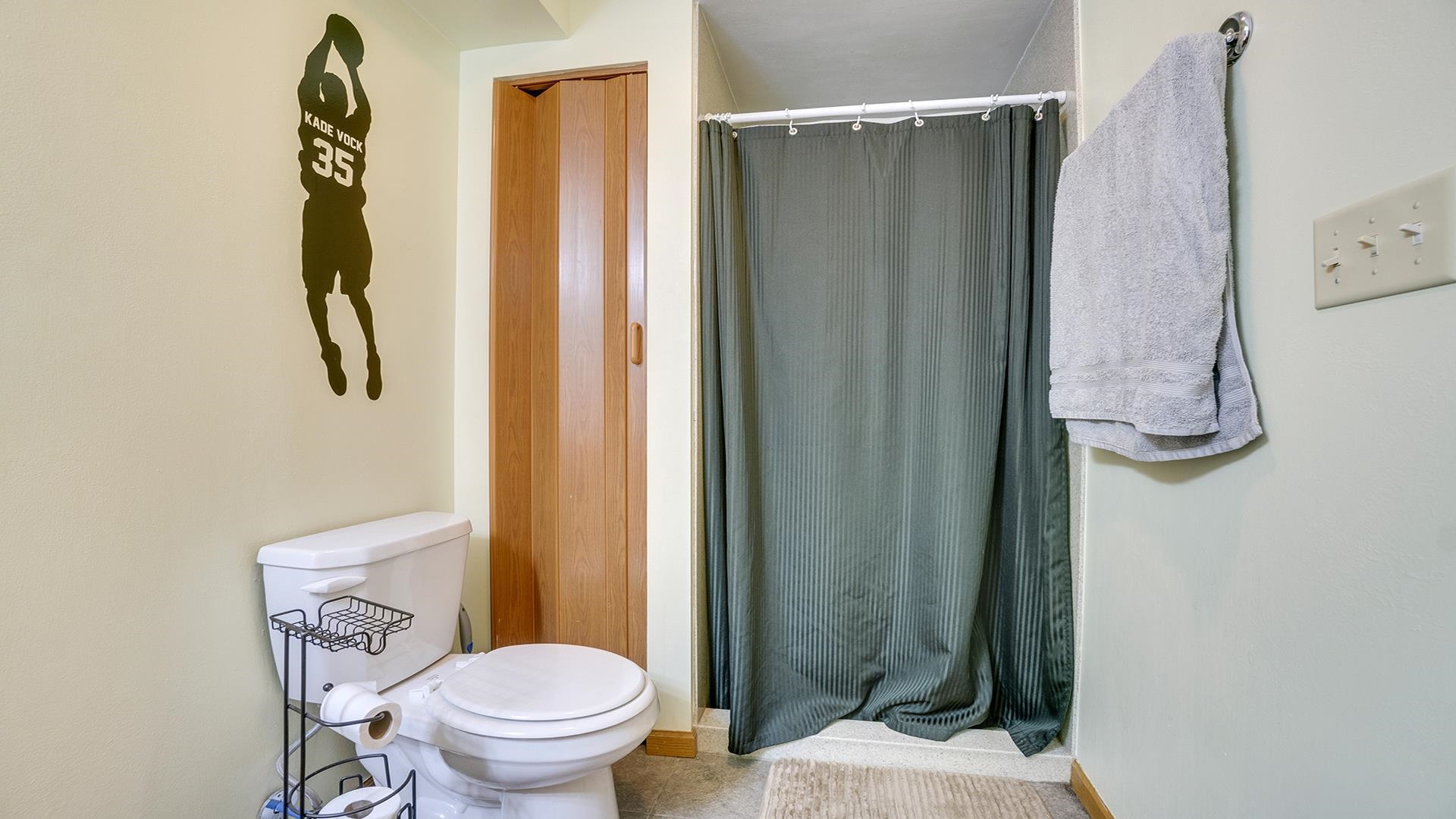 669 Lake Summerset Road Davis, IL 61019 - Photo 24 of 36 a bathroom with a toilet and a shower