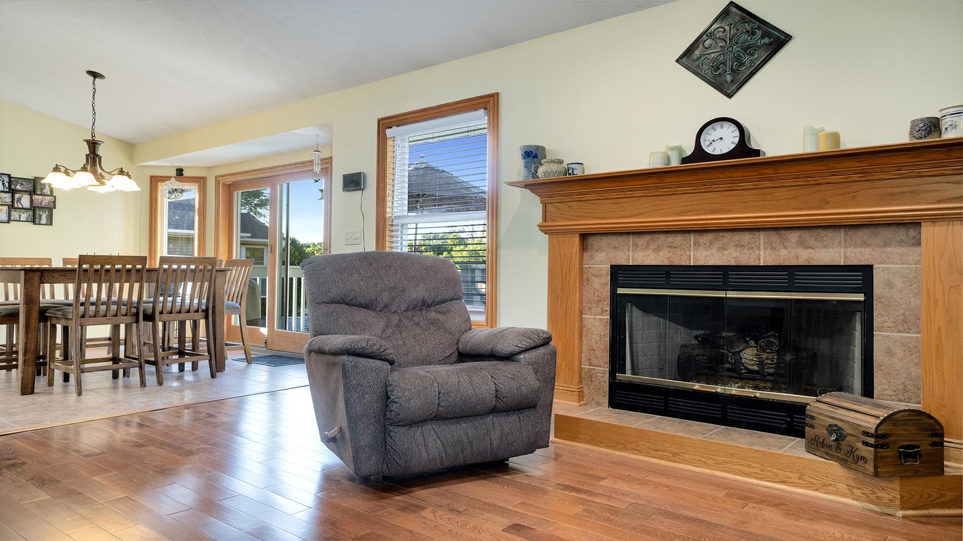 669 Lake Summerset Road Davis, IL 61019 - Photo 5 of 36 a living room with furniture and a fireplace